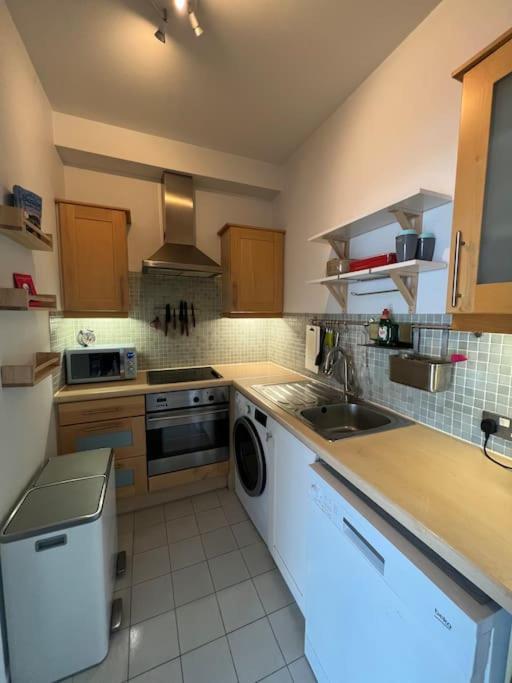 Appartement Stylish Flat With River View à Dublin Extérieur photo